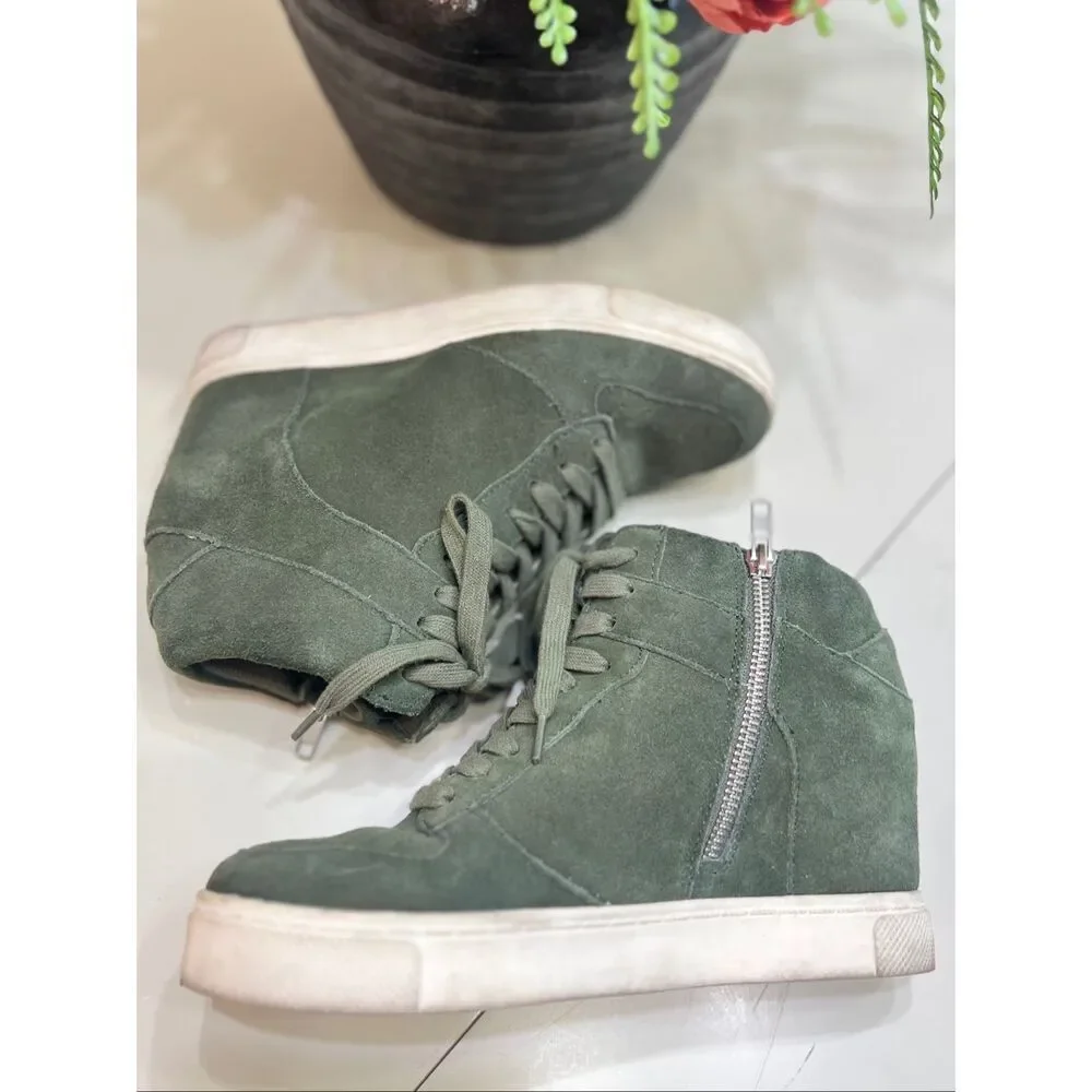 Steve Madden Women's Suede Hidden Wedge Noah Ankle Boots Olive Green Size 8